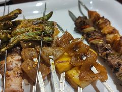 -三个大叔烤羊肉串·歌手驻唱·碳烤鲜肉(西三旗店)