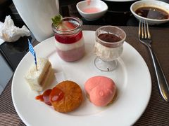 -大中华希尔顿酒店 念 全日制自助餐厅·亲子·聚餐