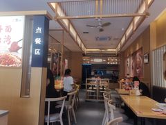 -贯一台湾牛肉面(八一七中路店)