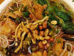 -水平有限螺蛳粉(宏达大厦店)