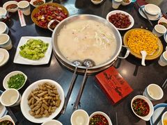 -老来福·非遗酸汤兔(凯旋路店)