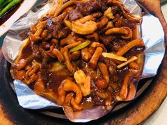 铁板牛柳海中鲜-香融府·烤鸭·家常菜(花乡奥莱店)