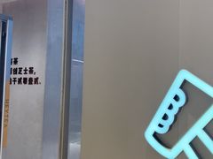 -喜茶(北京华贸购物中心店)