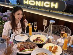 -MONICH牛排融合餐厅(和义大道购物中心店)