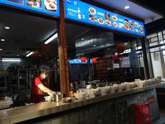 -亿诣蝎府炸酱面羊蝎子火锅(酷车小镇店)