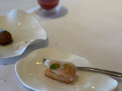 皇帝鱼刺身配粢饭糕-Jean Georges