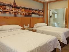 -维也纳酒店(华为广州研发中心罗冲围店)