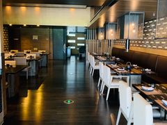 大堂-雾山韩式烤肉·海南糟粕&椰子鸡火锅·海景餐厅(三亚绿发山海天JW万豪酒店)