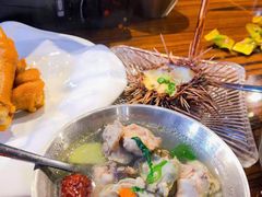 -蚝堡海鲜·威海菜·海肠捞饭·烧烤·亚洲吃蚝公司(幸福门店)