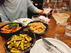 -Vinup薇葡·葡萄酒自助Bar(江宁路店)