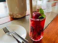 野莓冰砖气泡汁-The Rug Cafe(王府中环店)