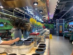 -金滏山烤肉·海鲜·火锅自助餐厅(襄阳万达店)