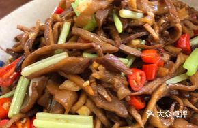 Oil-braised Xiangxi Smoked Bamboo Shoots
