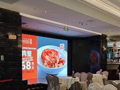 -万龙洲海鲜(大兴绿地缤纷城店)