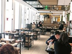 大堂-江边城外烤全鱼(世茂广场店)