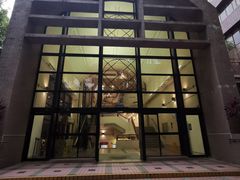 -香港大学