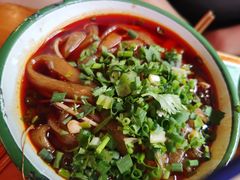 -拈签一笑黄牛肉辣卤串串