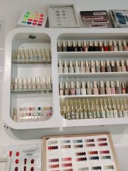 -丽心自助美甲美睫