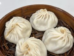 -老西白点心店