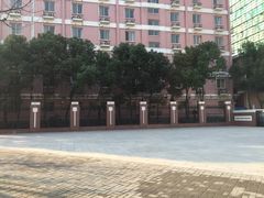 -上海市曹杨第二中学