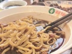-老天桥酱肉烧饼夹肘子(天桥店)