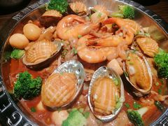 -胖哥俩肉蟹煲(石家庄长安万达店)