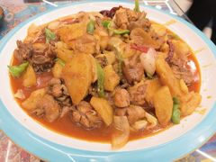 大盘鸡-乡村馕坑肉·烧烤·新疆菜·本地人更爱吃(阿勒泰首店)