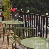 这个屋顶长了家咖啡馆