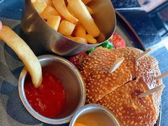 -bluefrog蓝蛙(恒隆广场店)