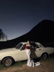 -都市丽人婚纱摄影