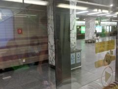 -烈士陵园(地铁站)