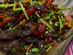 -香巴拉云南餐厅(华莱坞店)