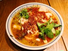 杨林酸菜鱼-云海肴·汽锅鸡·云南菜(天山百盛优客店)