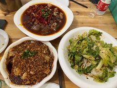 -勇猛子川菜馆(新军路店)