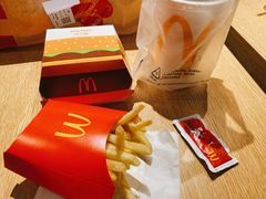 -麦当劳(中山公园龙之梦店)