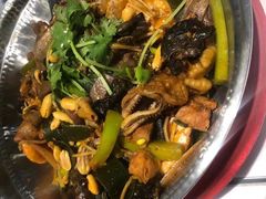 -红渡小香·牛肉麻辣香锅(车站南路店)