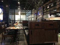-Carbon莫卡哆·意大利复古集市餐厅(杭州大厦店)