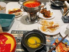 -金马门国际美食百汇(珞喻路店)