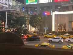 -星巴克臻选(广州高德置地秋广场店)