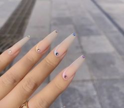 -ZX·美睫设计师汇聚店