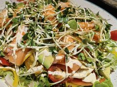 鲜虾沙拉-松子料理(华威桥店)