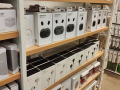 -名创优品(广东东莞东城万达2店)