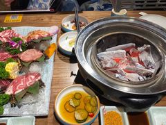 -明洞阿姨·韩式酱蟹烤肉·创意料理(三元桥店)