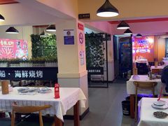 -海盗船. 龙虾烧烤. 酒馆