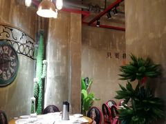 -美庐时尚餐厅(菱角湖店)