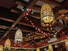 -大头虾越式风味餐厅(光明广场店)