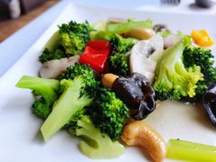 坚果时蔬-野蔓果·山野菜(西湖景区·龙井茶田店)