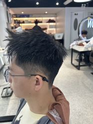 -丝语萱形象