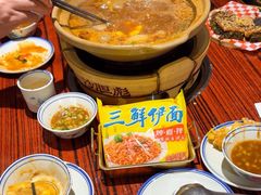 -沙胆彪炭炉牛杂煲(上海日月光广场店)