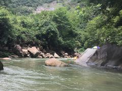 -雅鲁激流探险漂流